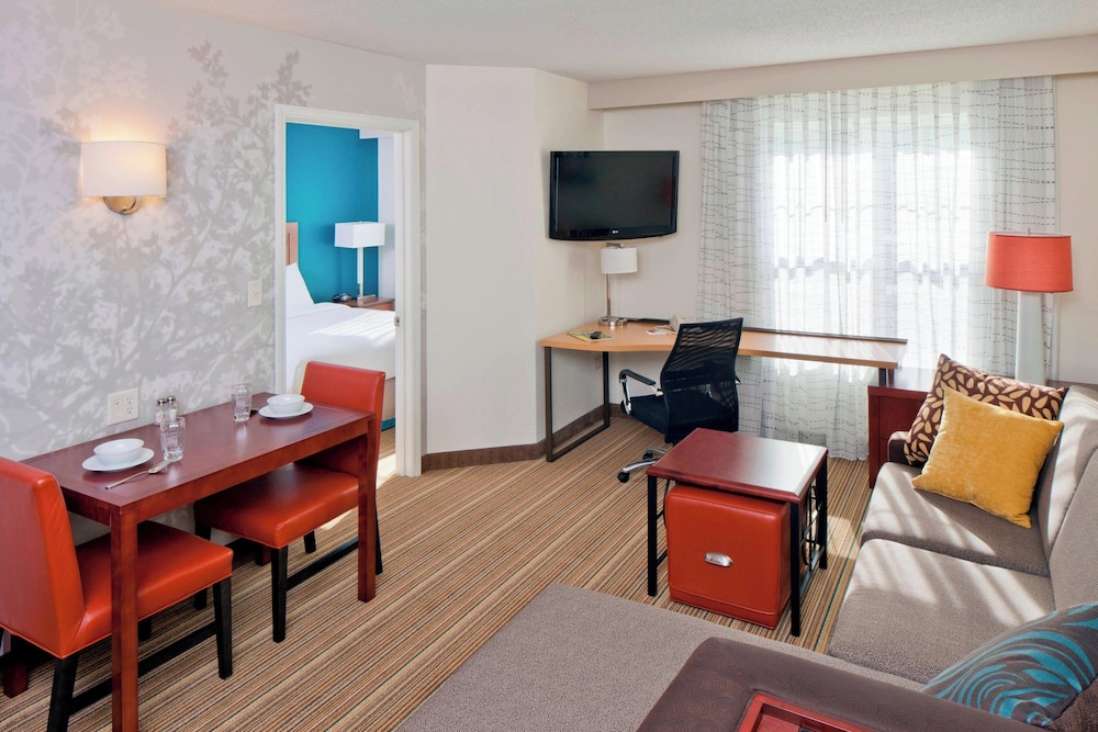Residence Inn by Marriott Boston Norwood - photo 10