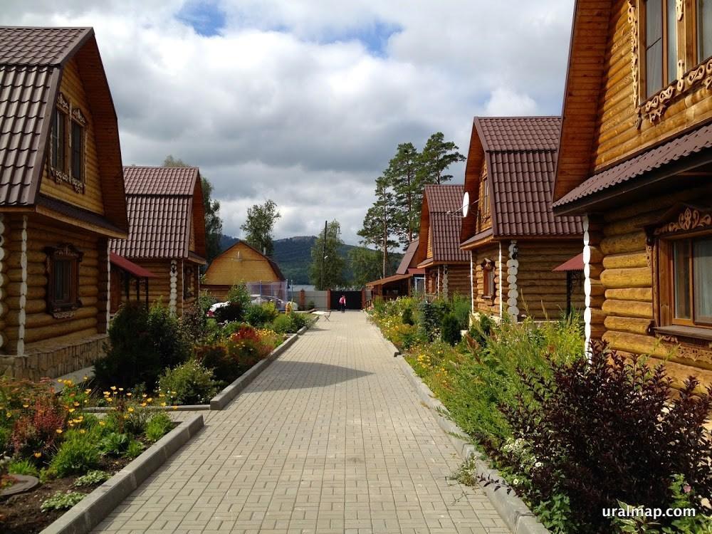 Derevenka Arakul - carbon neutral hotel in Unknown City