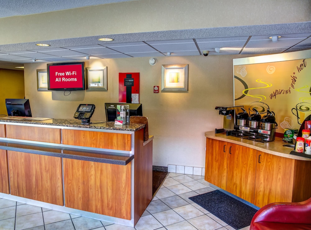 Red Roof Inn Pensacola I 10 at Davis Highway - photo 41
