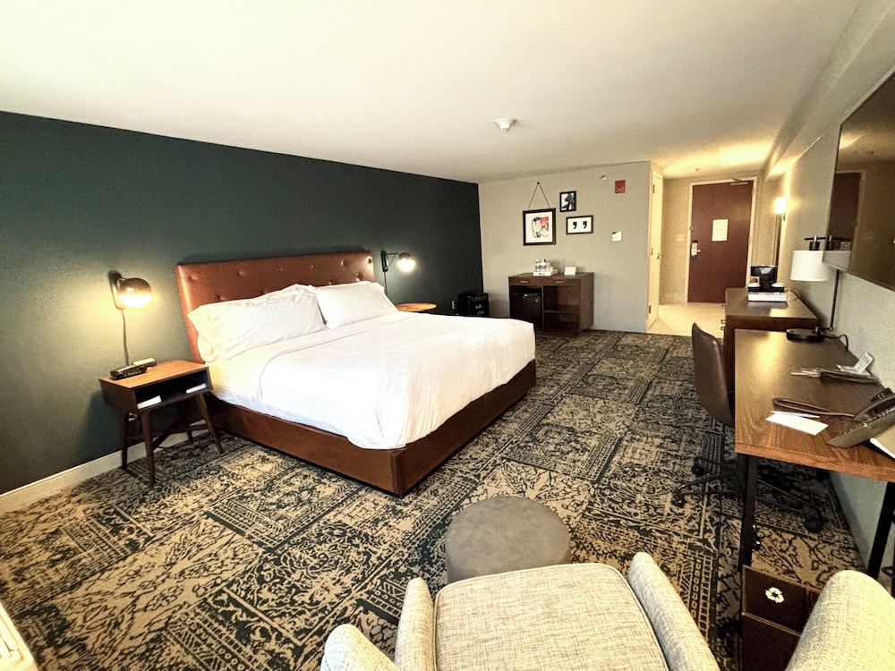 Four Points By Sheraton Norwood - photo 25