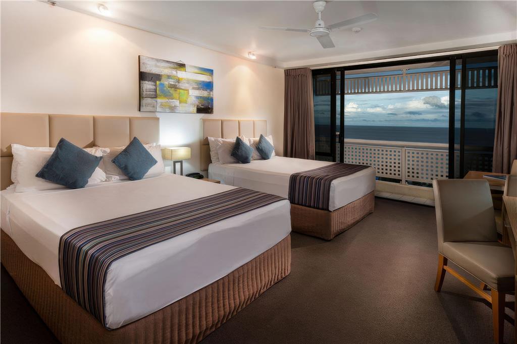 Rydges Esplanade Resort Cairns — Cairns North — photo 3