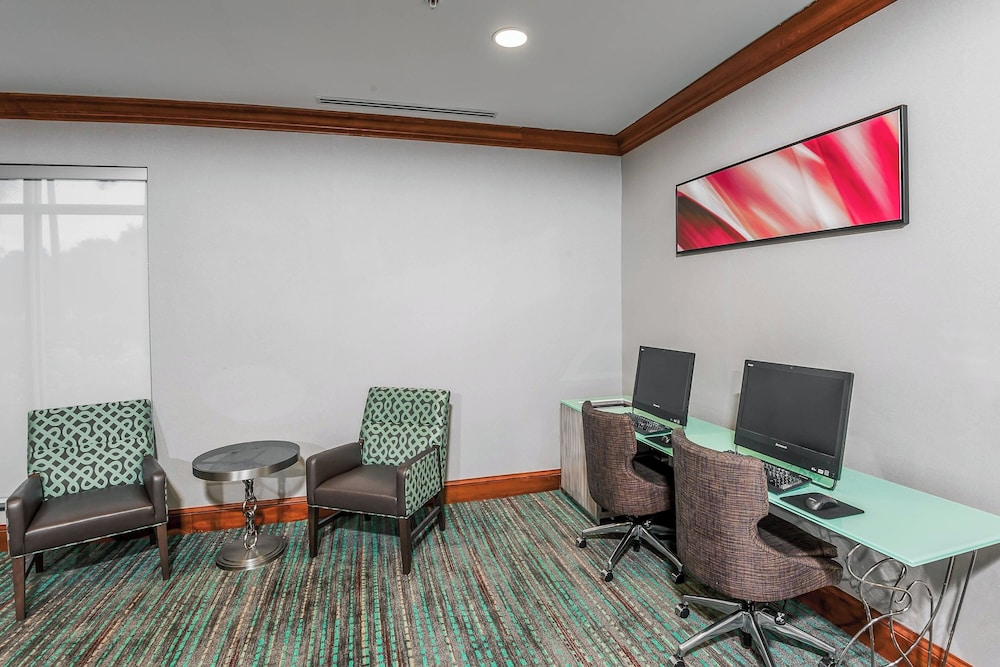 Residence Inn by Marriott Orlando Airport - photo 15