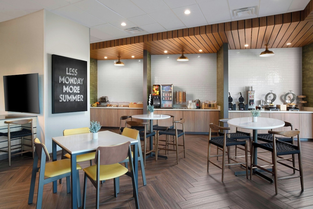Fairfield by Marriott Inn & Suites DeSoto Dallas South - photo 23