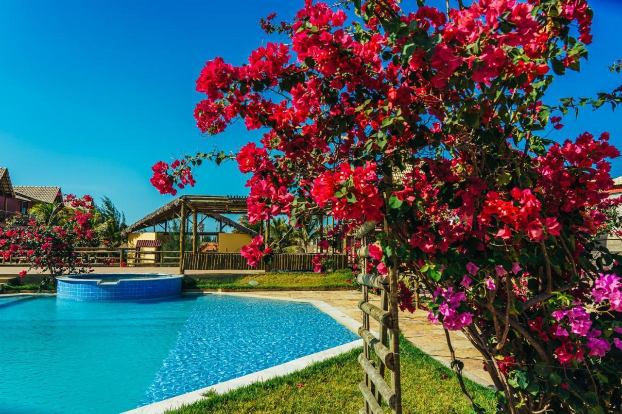 ChaleVille coqueiro Chalé 2101 — 4-Star Luxury Hotel in Luis Correia, Brasil
