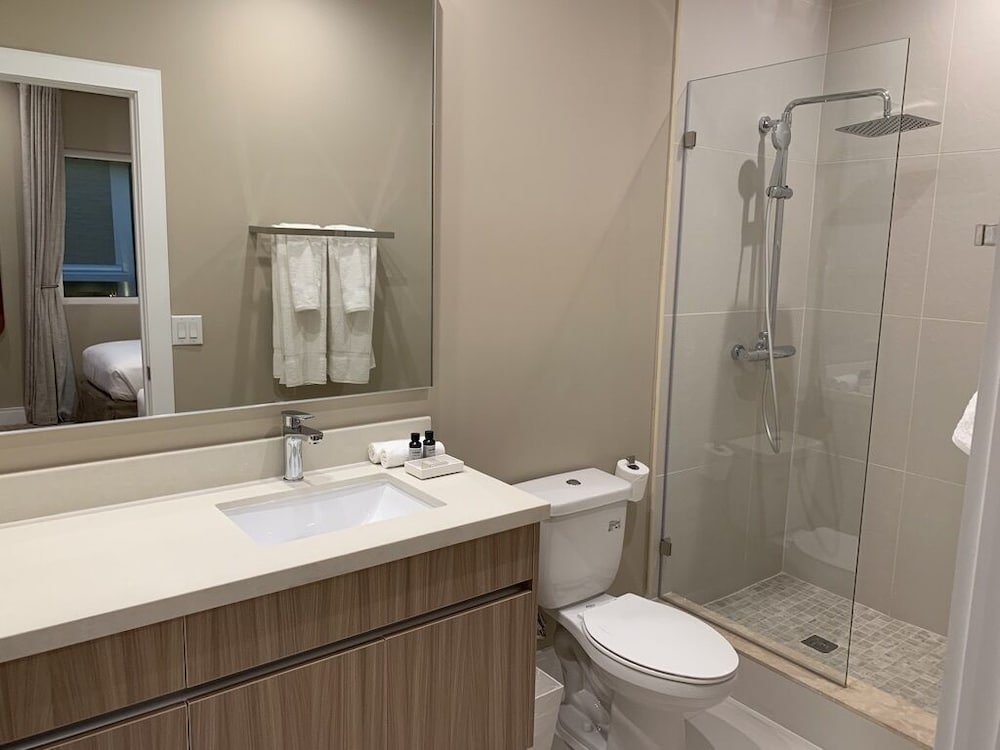Luxury 4 Bedroom Home Magic Village Resort 7487 Kissimmee - photo 3