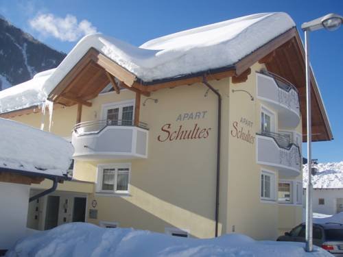 Ferienhaus Gundi — 4-Star Luxury Hotel in Pettneu, Austria