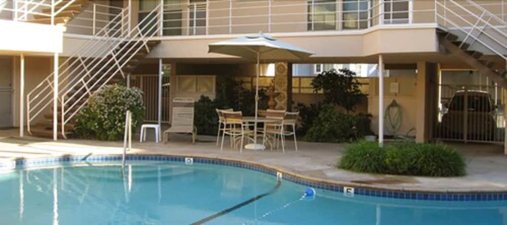 La Jolla Riviera Inn - photo 22