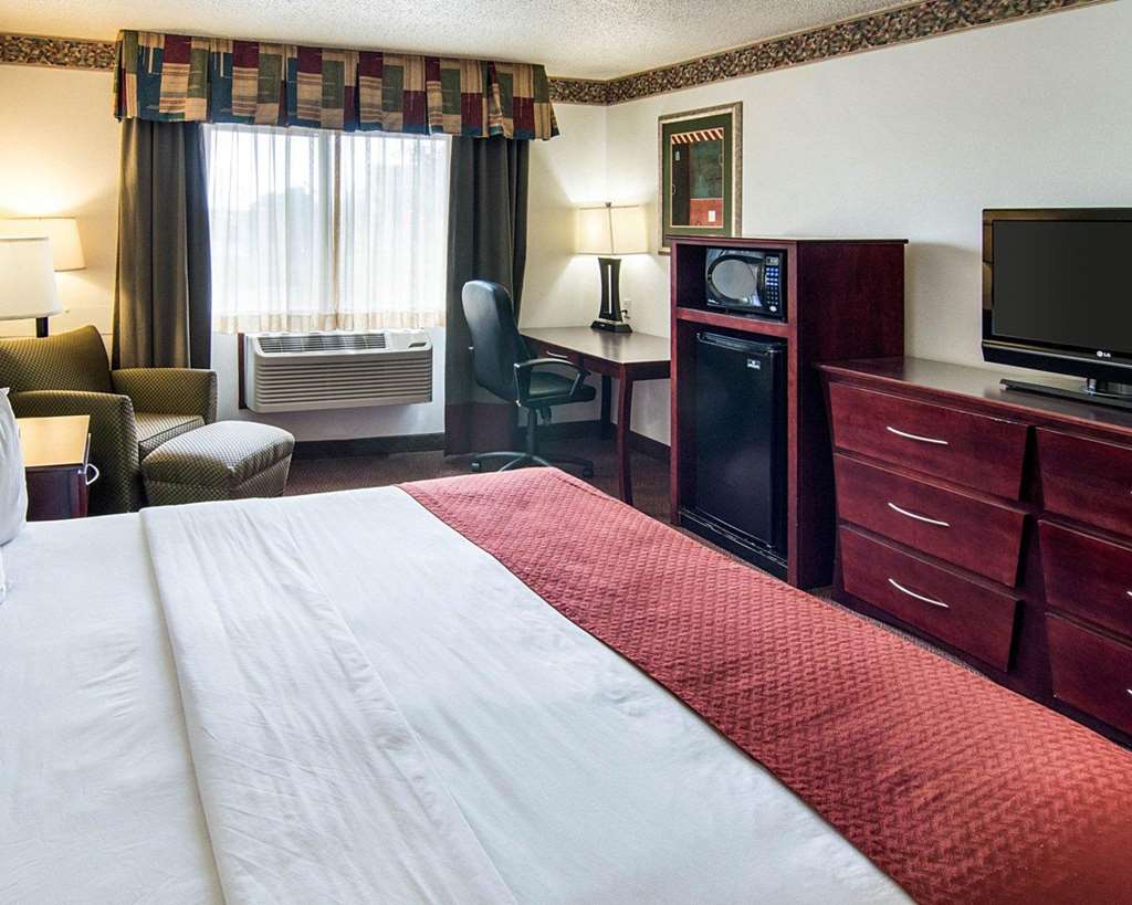Quality Inn Midland South - photo 15