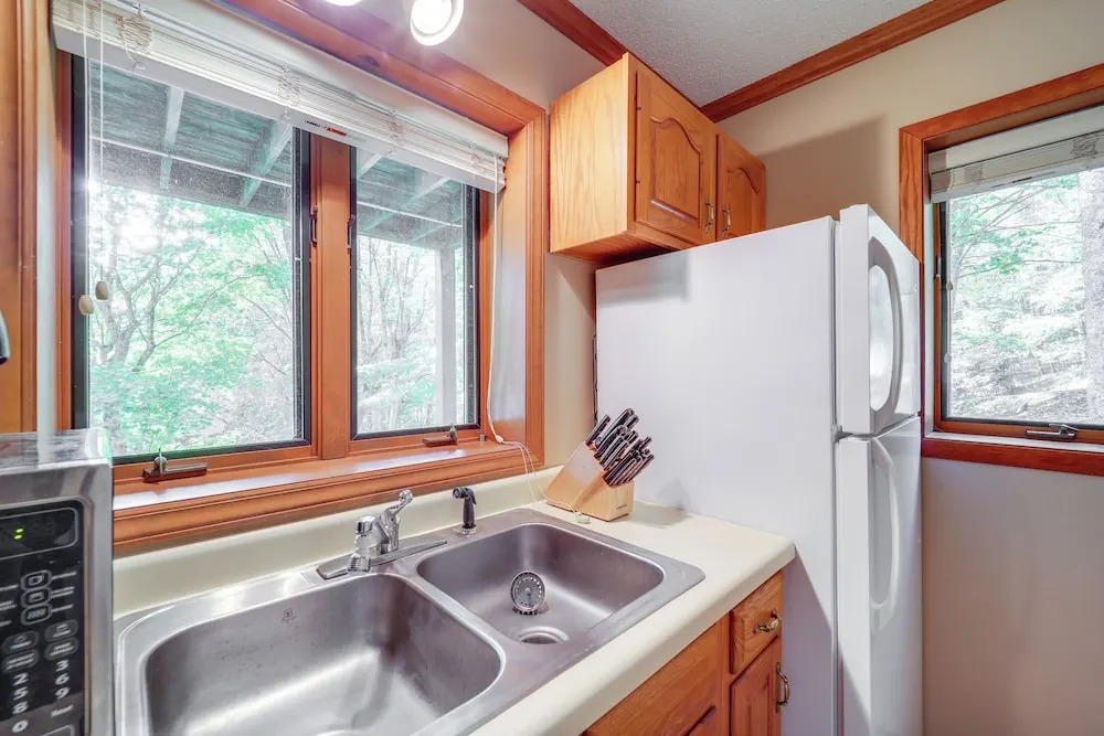 Half Mi To Sugar Mtn Resort Condo with Balcony - photo 13