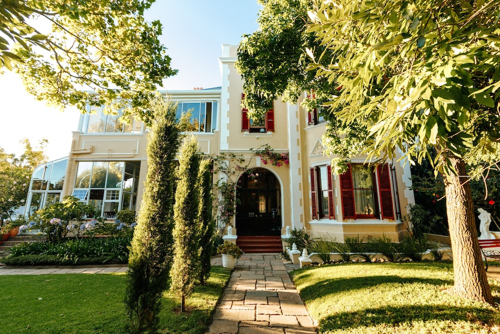 Carmichael House Boutique Hotel — 4-Star Luxury Hotel in Cape Town, South Africa