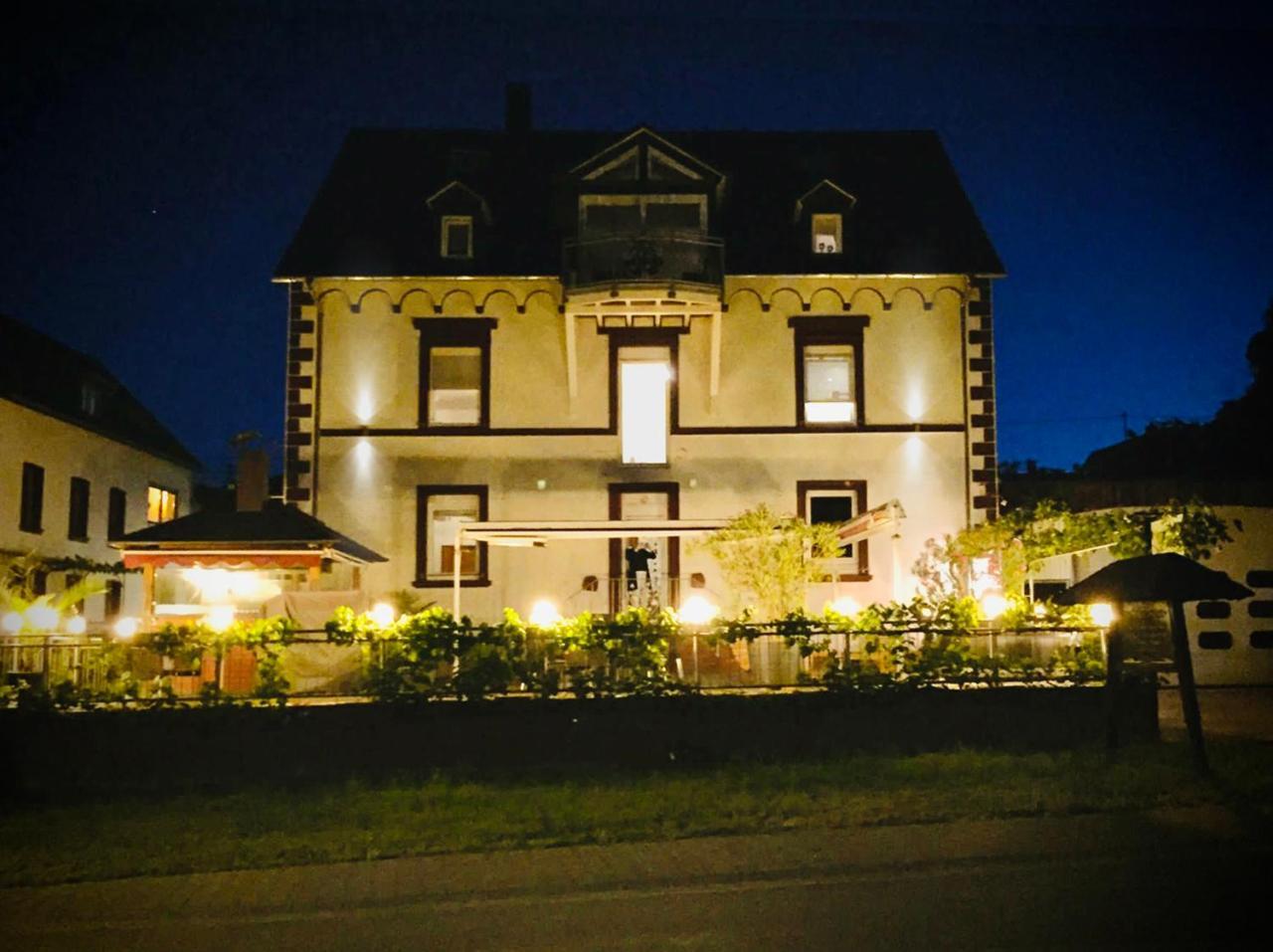Altes Winzerhaus am Moselufer Goldgrube — 4-Star Luxury Hotel in Traben-Trarbach, Germany