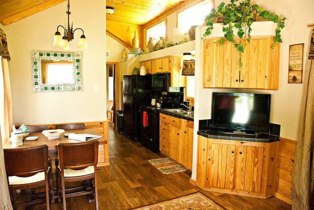 Lillian Farms Bed & Breakfast - photo 64