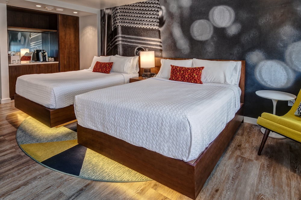 Hotel Indigo Memphis Downtown by IHG - photo 19