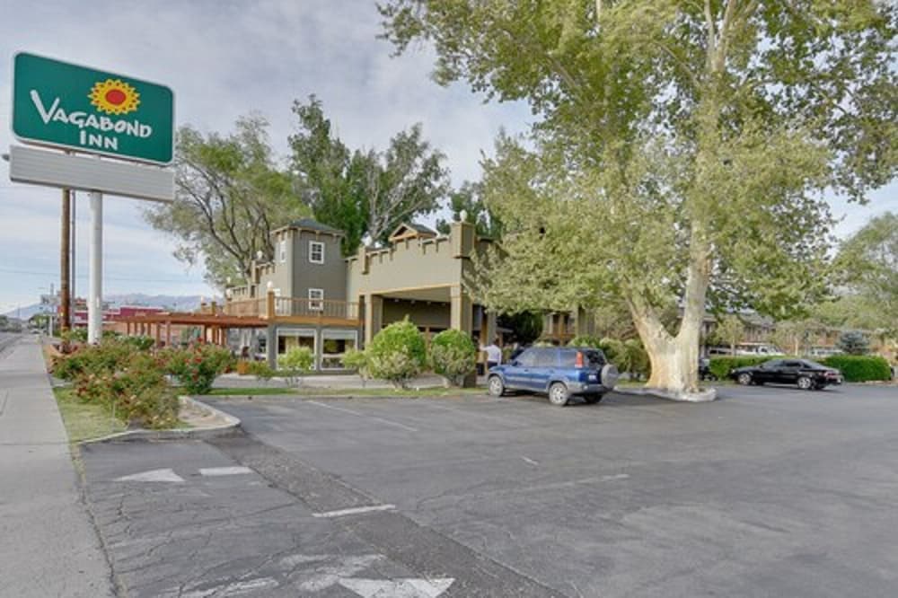 Vagabond Inn Bishop - photo 22