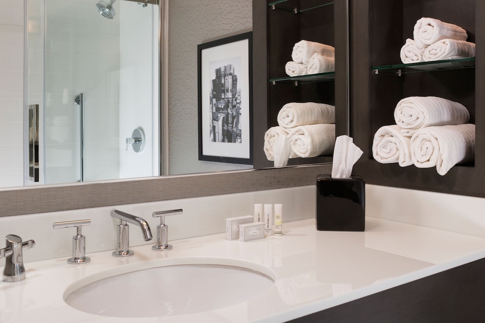 Courtyard by Marriott Minneapolis Downtown - photo 38