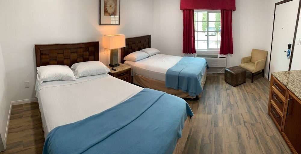 Pine Ave Inn - photo 6