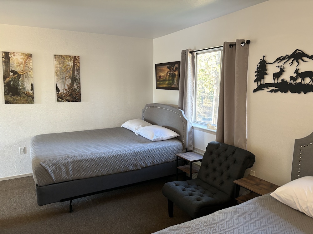 Brownsville Motel - photo 42