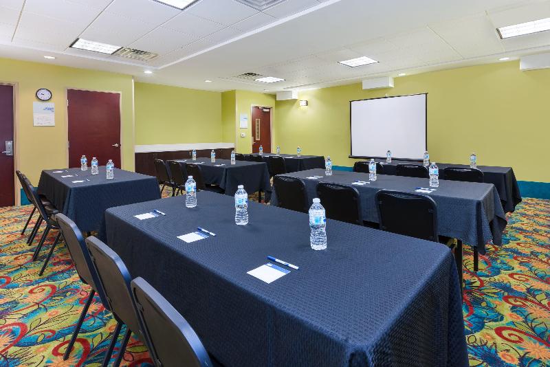 Holiday Inn Express & Suites Southport Oak Island Area by IHG - photo 52