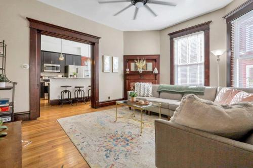 4 Bed Townhome near Goodale Park in Columbus, United States