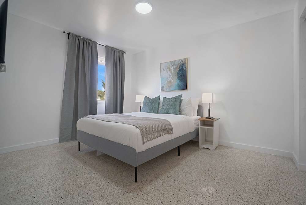 Stylish Wynwood Flats - photo 13
