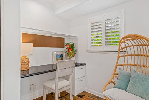 Cute 2BR Cottage w AC close to beaches — 4-Star Luxury Hotel in Koloa, United States