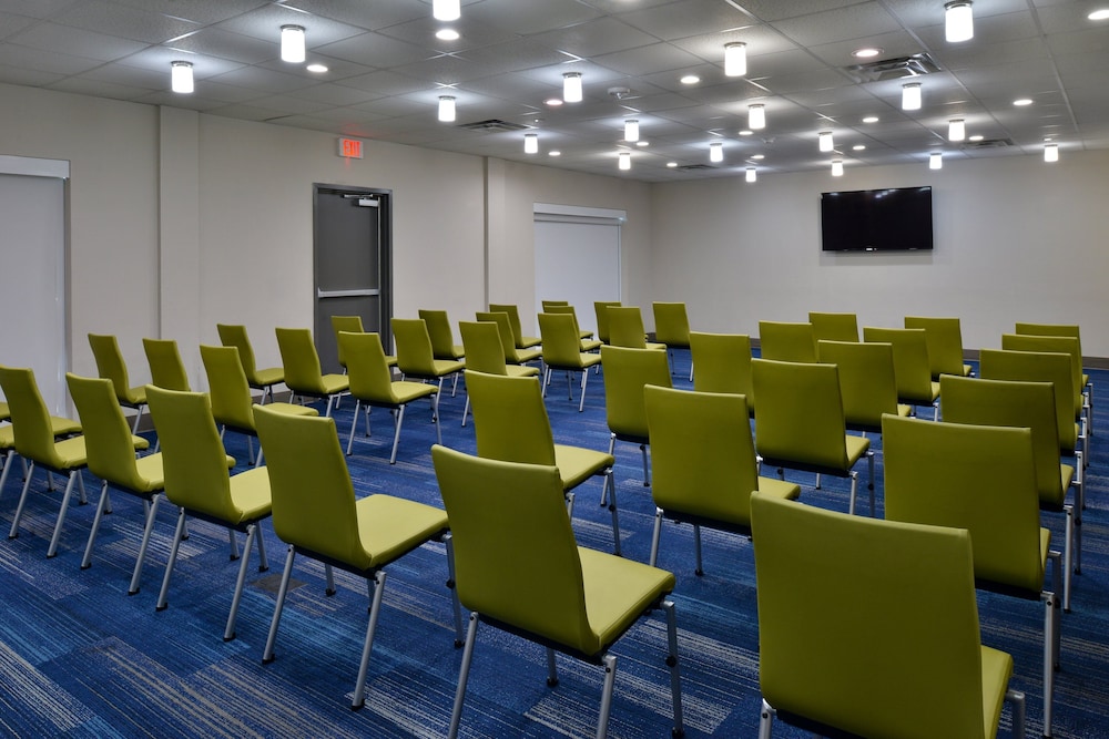 Holiday Inn Express & Suites Wylie West by IHG - photo 45
