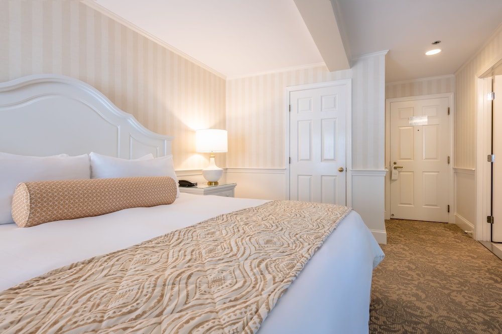 Chatham Wayside Inn - photo 17