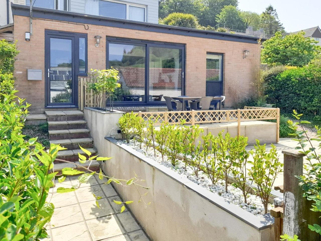 High Tide - carbon neutral hotel in Combe Martin