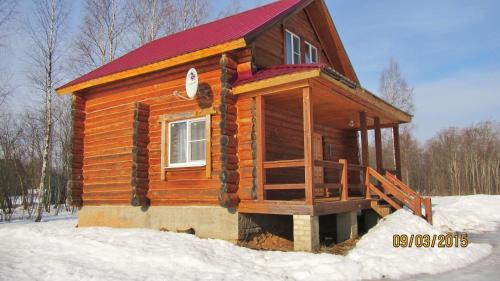 Baza otdyha Valdajskaja — hotel in Valday