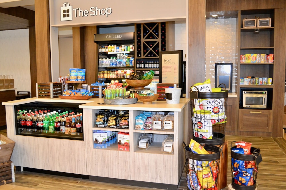 Hilton Garden Inn Columbus Grove City - photo 43