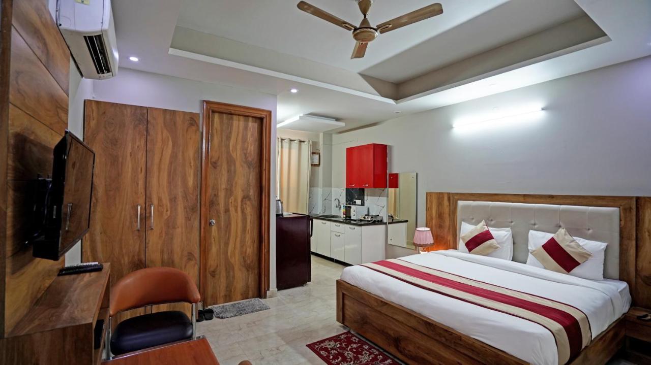 Niketan Medanta Service Apartment
