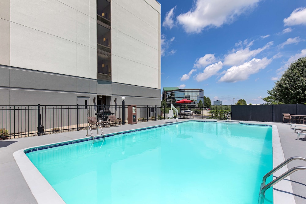 Hyatt Place Louisville East - photo 21