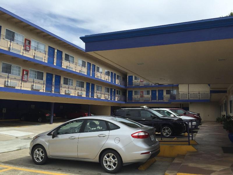 Surf Motel - photo 4