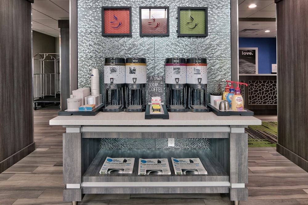 Hampton Inn & Suites Guthrie - photo 40