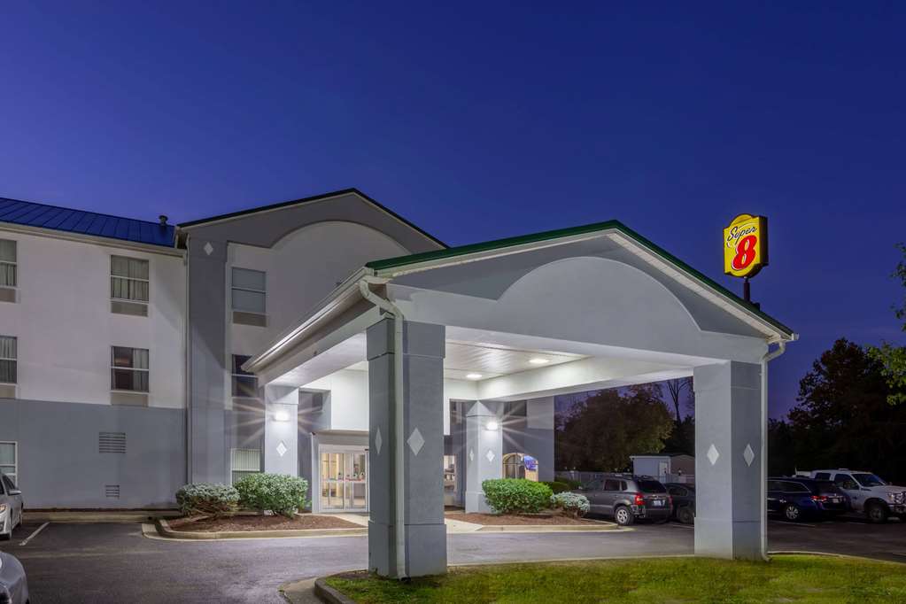 Super 8 by Wyndham La Grange KY - photo 4