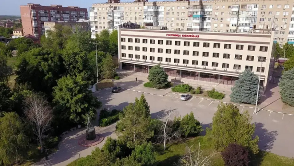 Yubilejnaya Hotel in Sal'sk, Russia