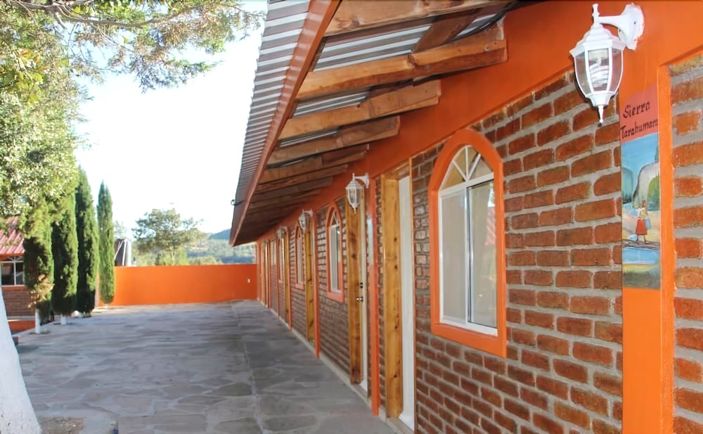 Hotel Esmeralda Barrancas — hotel in Urique