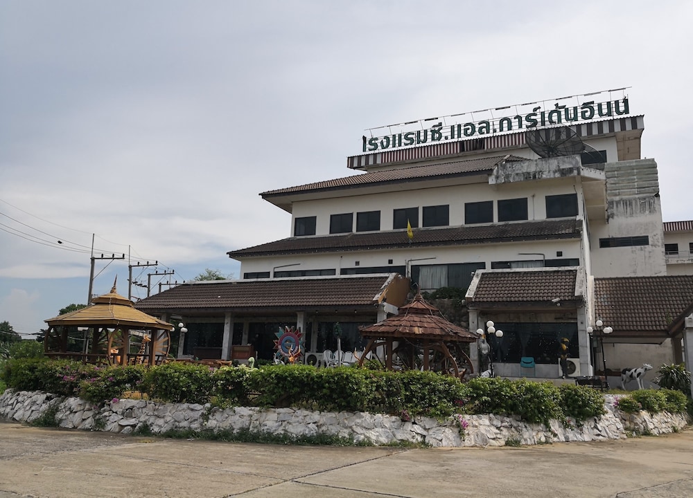 CL Garden Inn — hotel in Ang Thong