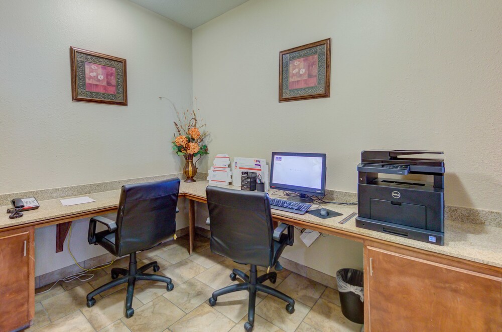 Candlewood Suites Vicksburg by IHG - photo 37