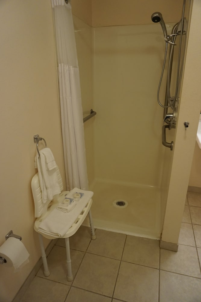 River Hills Hotel - photo 41