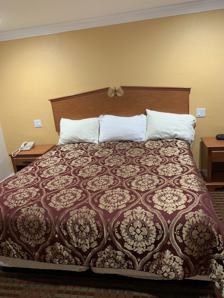 A 1 Budget Motel - photo 18