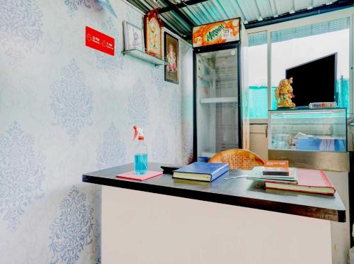 Oyo Home 81316 Rajyog Inn 67688 — 4-Star Luxury Hotel in Pune, India