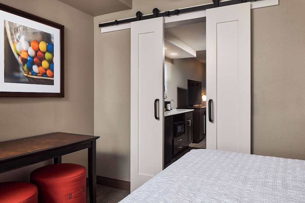 Hampton Inn & Suites Hershey Near The Park - photo 15