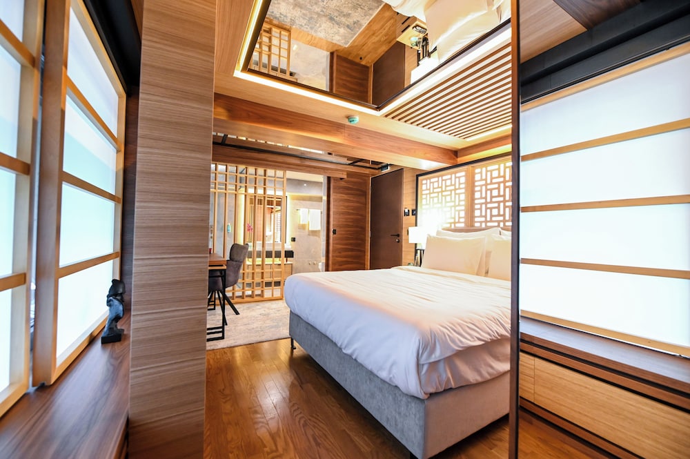 Hanami Design Hotel — Belgrade — photo 4