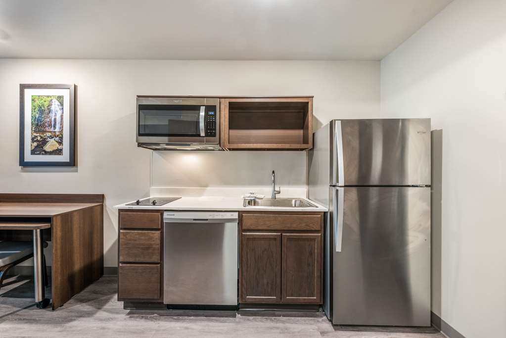 WoodSpring Suites Linden - photo 27