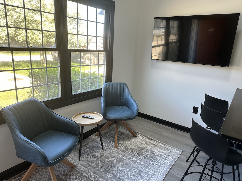Harborside Suites - photo 23