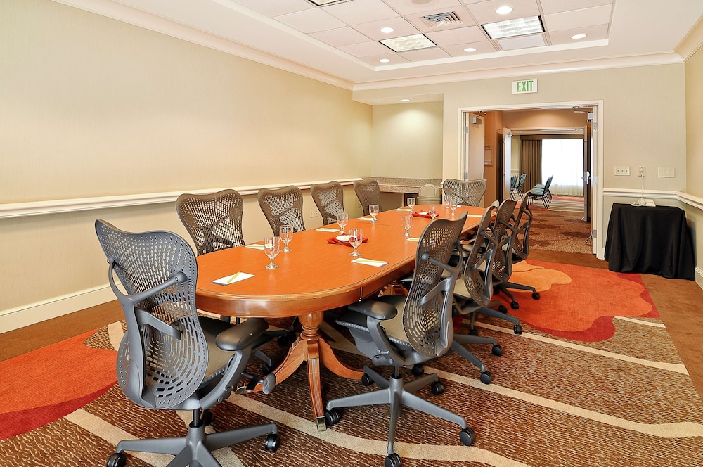 Hilton Garden Inn Tampa North Busch Gardens - photo 47