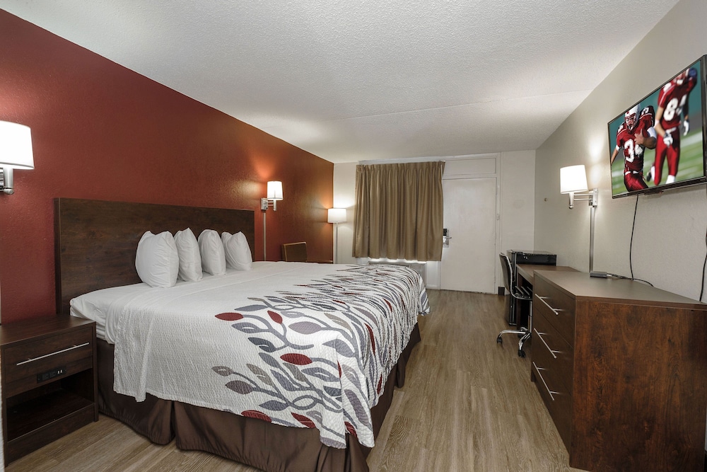 Red Roof Inn Fredericksburg North - photo 15