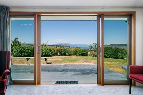 Ultimate Retreat With Heated Floors and Private Mineral Spa in Taupo, New Zealand
