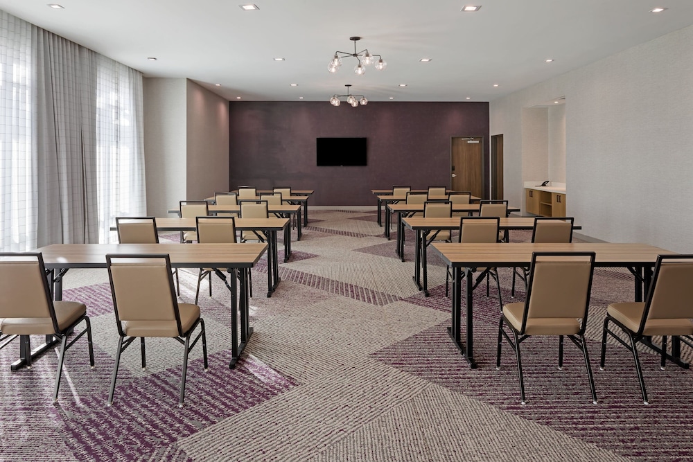 Residence Inn Chatsworth - photo 47